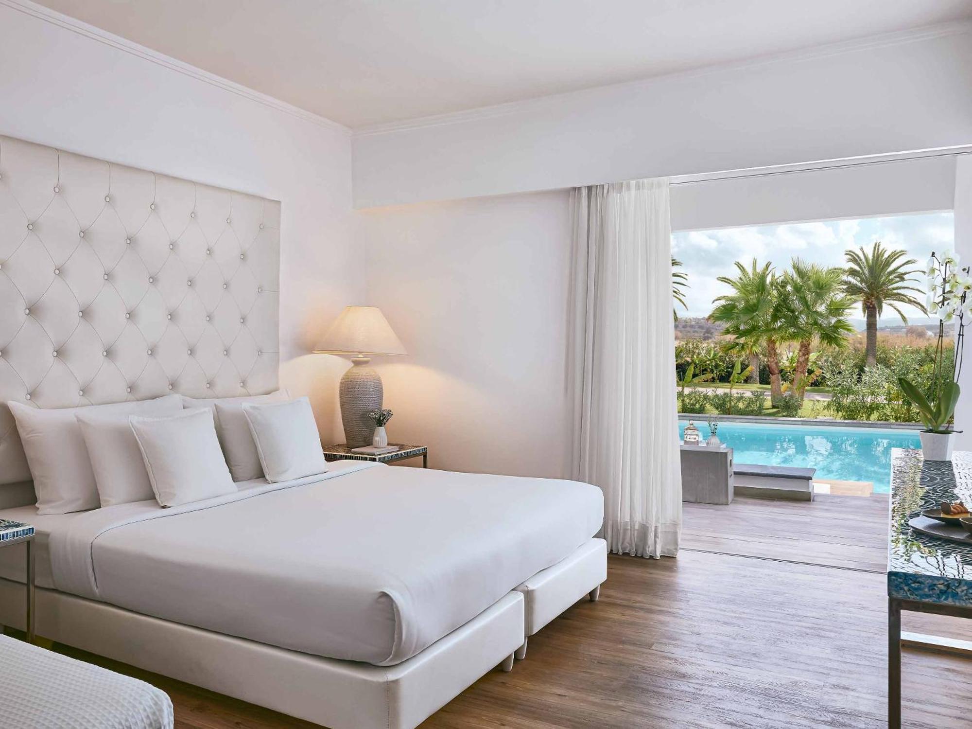 Grecotel Luxme White 5*